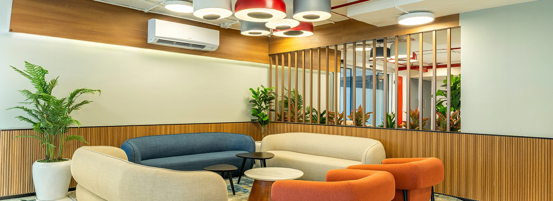 Modern office reception area at Smartworks MS Business Park.webp